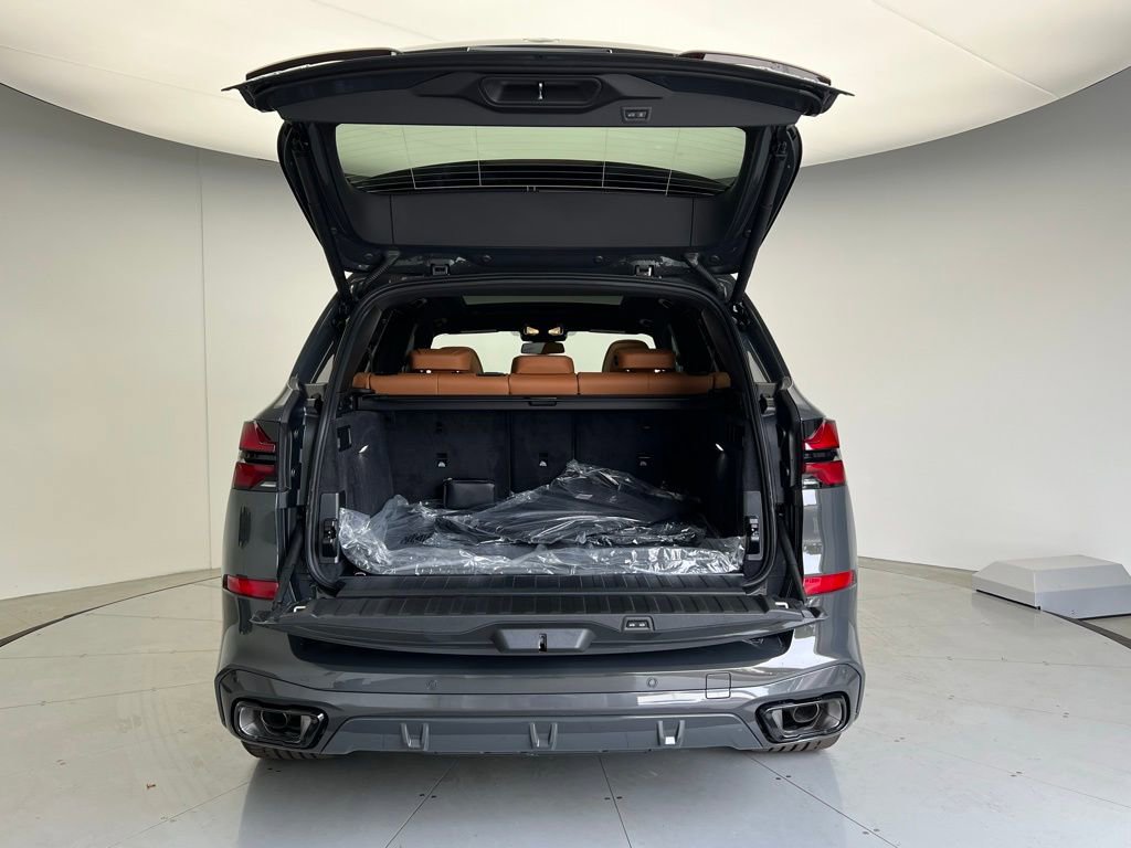New 2026 BMW X5 xDrive40i w/ M Sport Package image 5