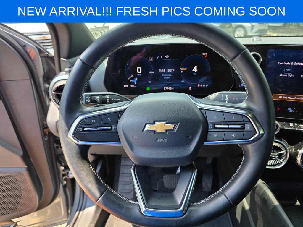 Used 2024 Chevrolet Blazer EV LT AWD/4WD image 12