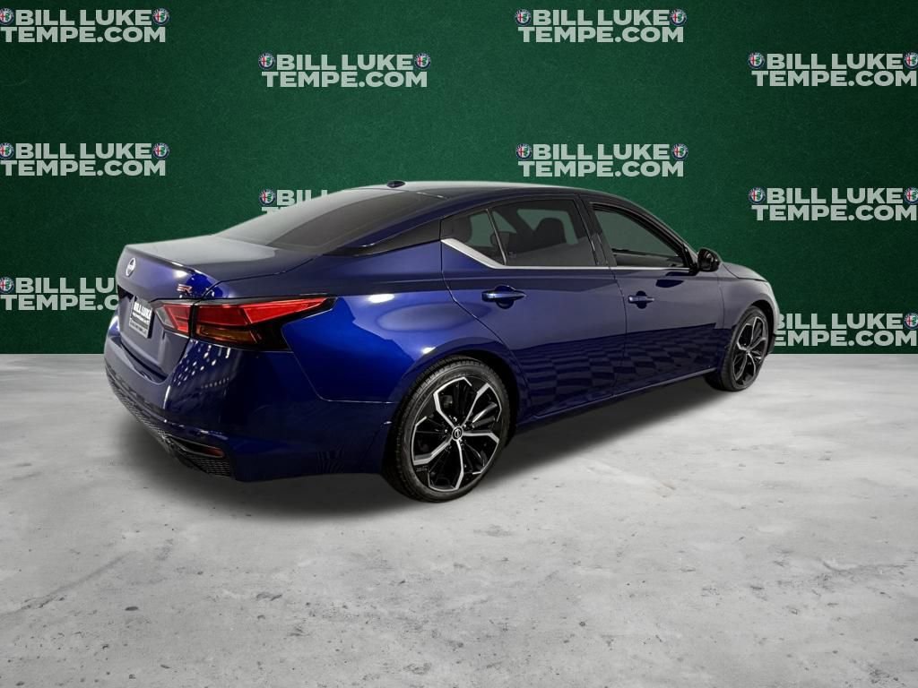 Used 2024 Nissan Altima 2.5 SR w/ SR Premium Package image 7