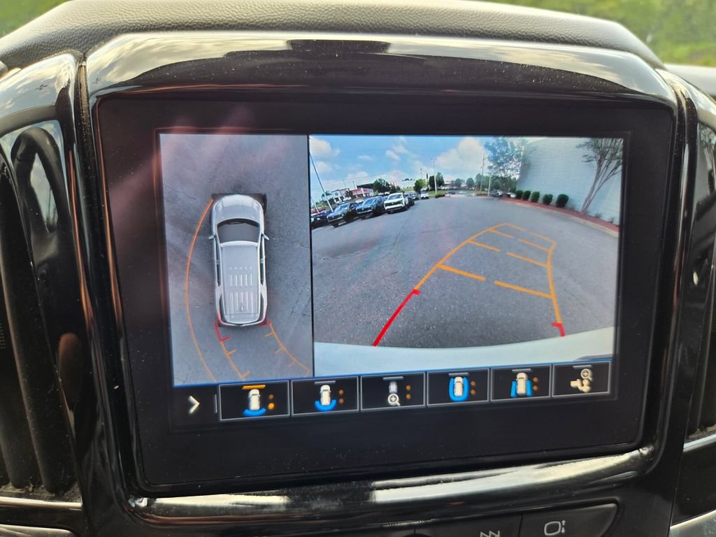 Used 2021 Chevrolet Traverse Premier w/ LPO, Floor Liner Package AWD/4WD image 25