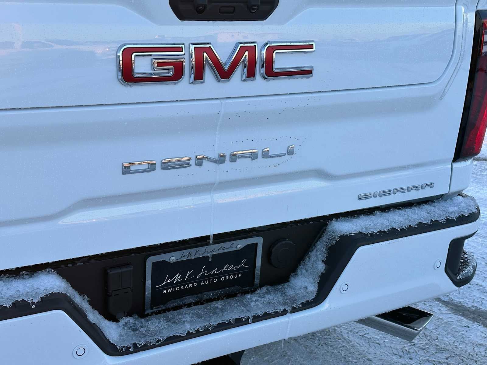 New 2026 GMC Sierra 2500 Denali w/ Denali Reserve Package image 13