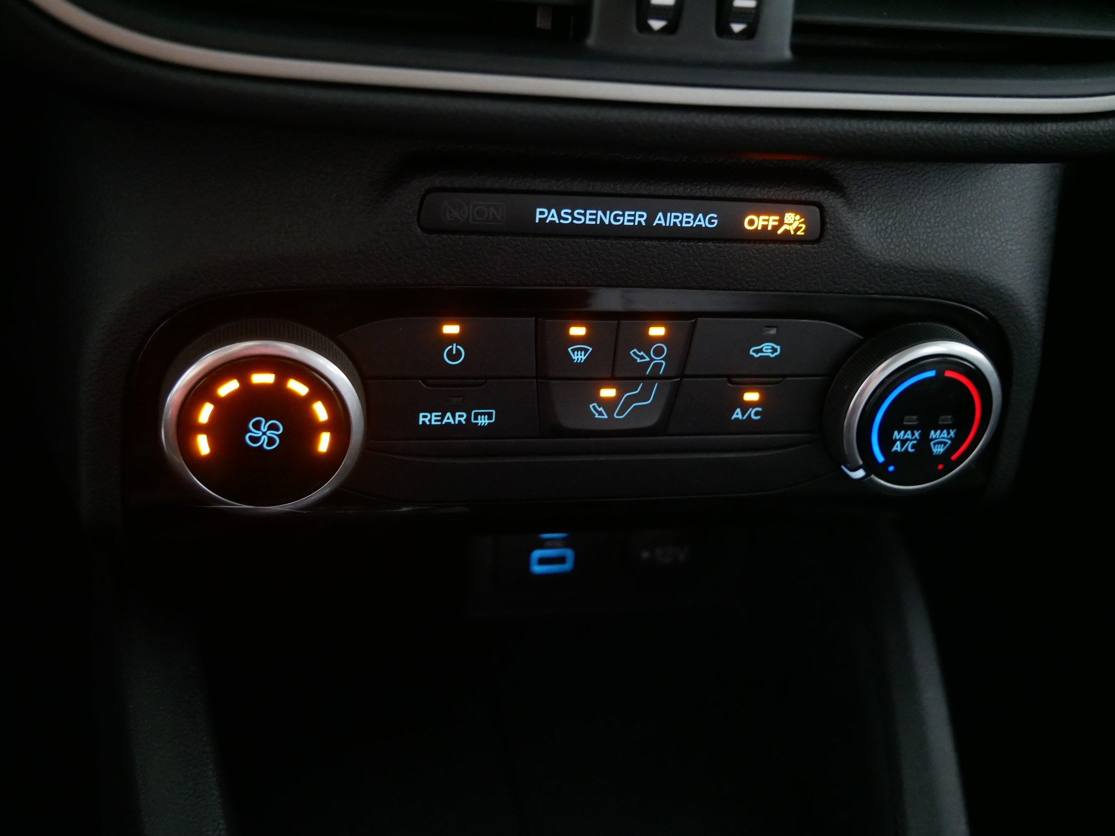 Used 2022 Ford Escape SE FWD image 23
