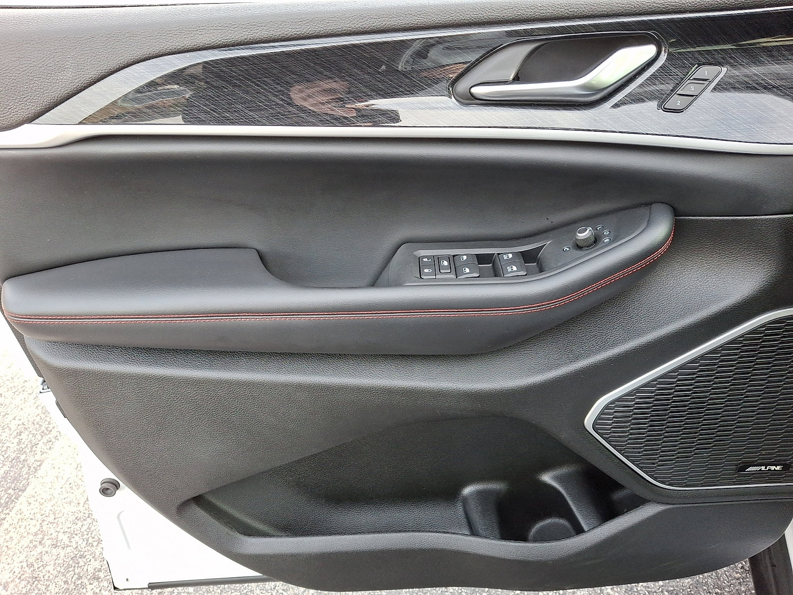 Used 2022 Jeep Grand Cherokee Trailhawk image 14