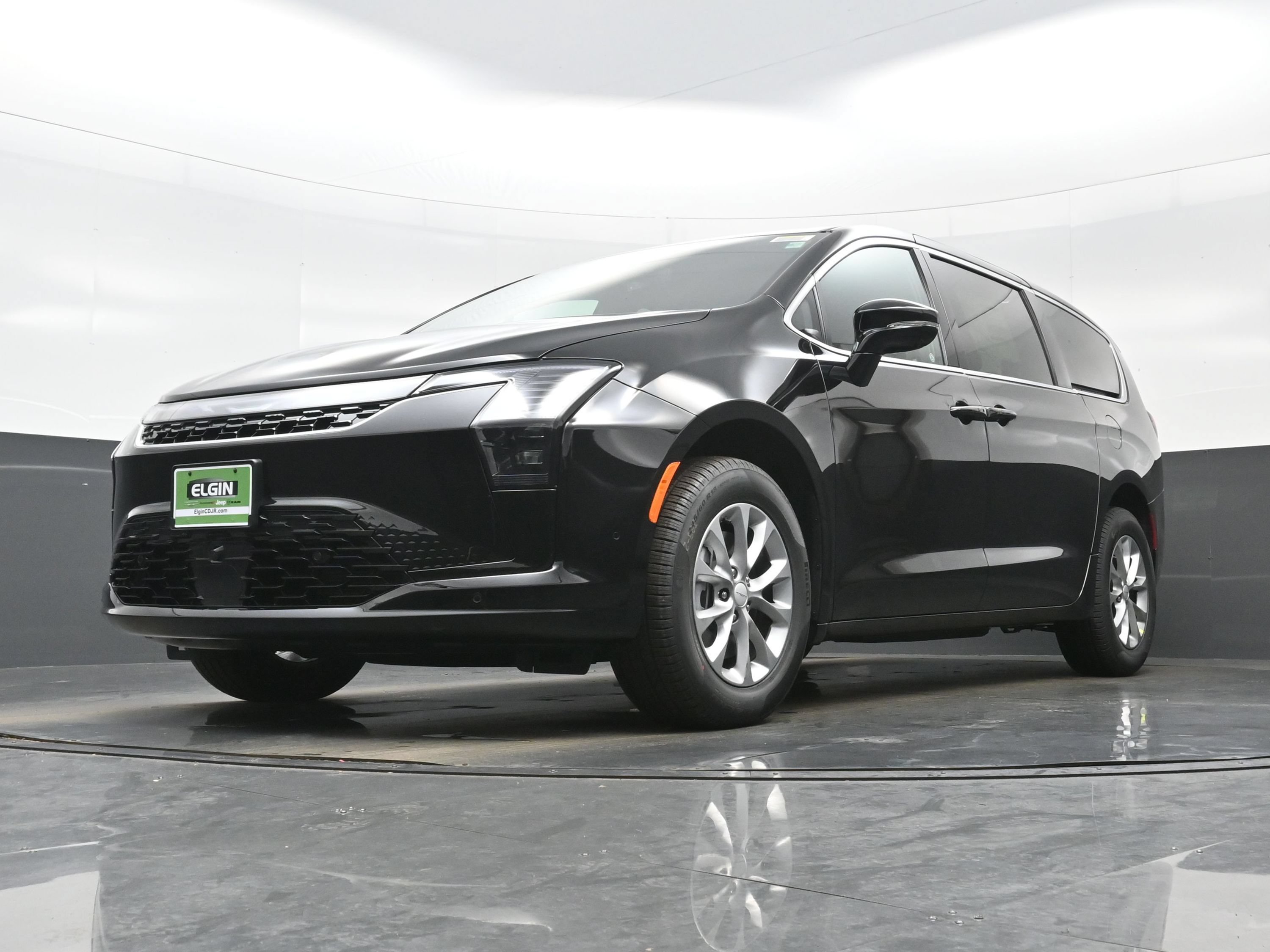 New 2027 Chrysler Pacifica Select AWD/4WD image 15