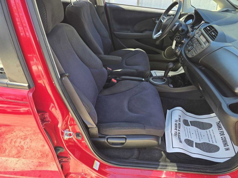 Used 2013 Honda Fit Sport image 16