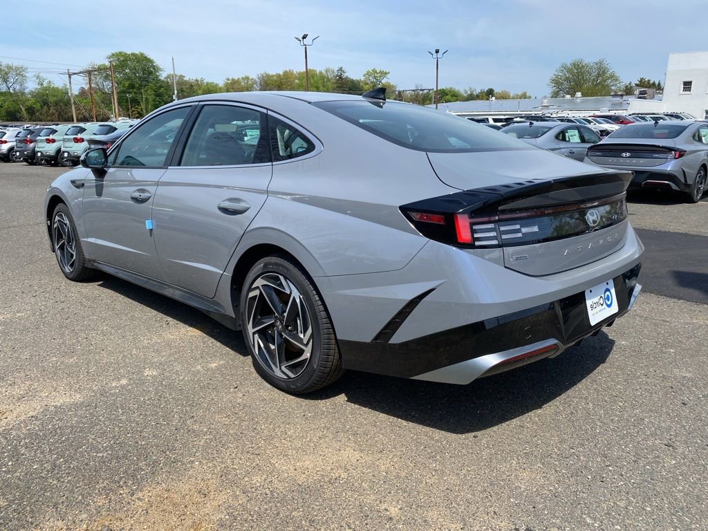 New 2026 Hyundai Sonata SEL AWD/4WD image 7