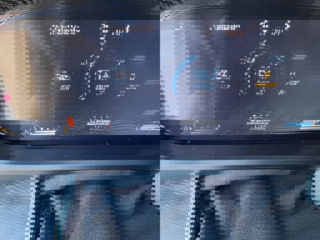 Used 2024 Jeep Wagoneer L Series II w/ Premium Group I image 16