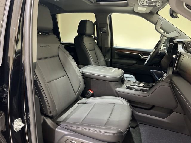 Certified 2025 GMC Sierra 3500 Denali w/ Denali Reserve Package image 25