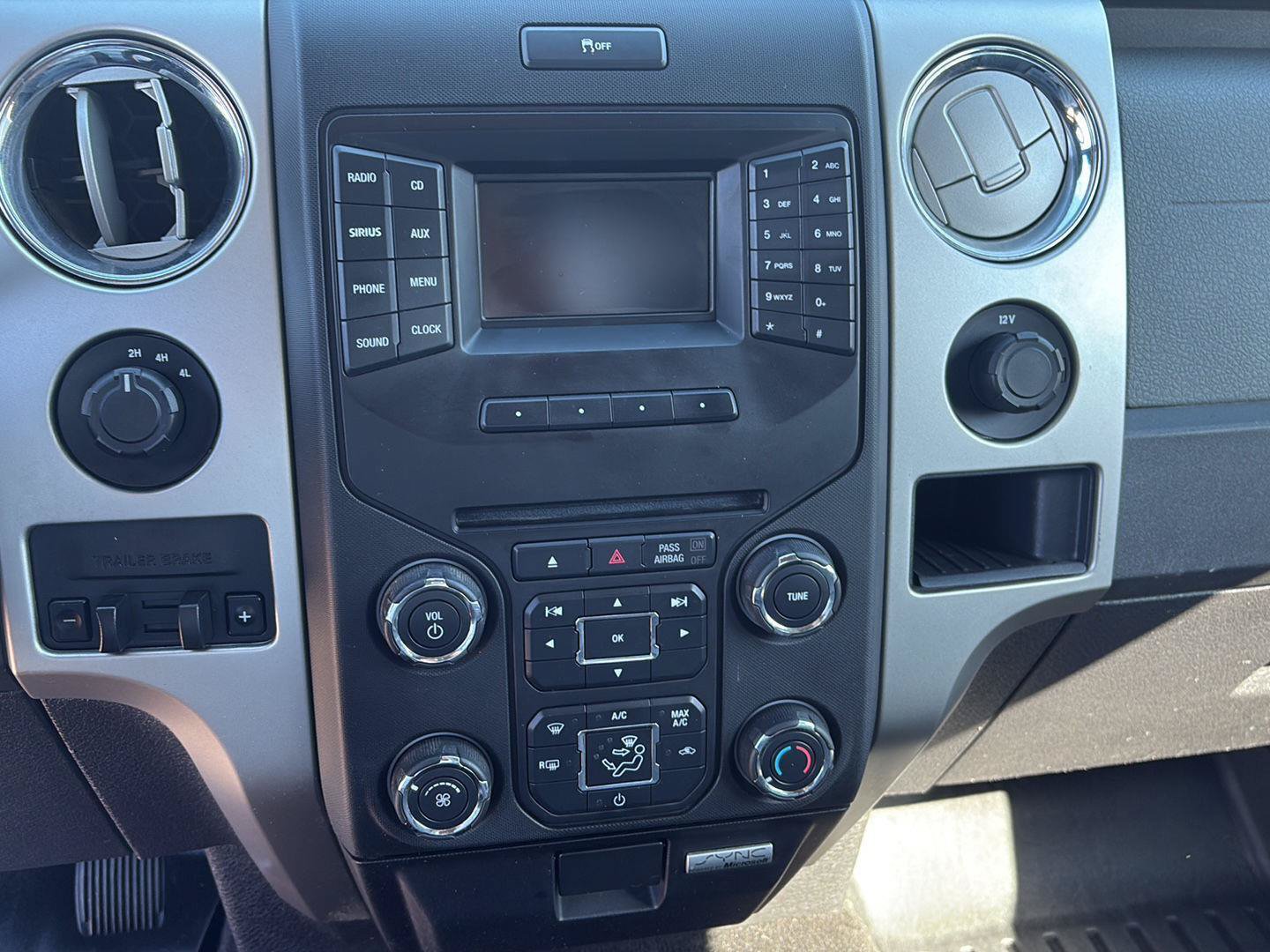 Used 2013 Ford F150 XLT w/ Luxury Equipment Group AWD/4WD image 12