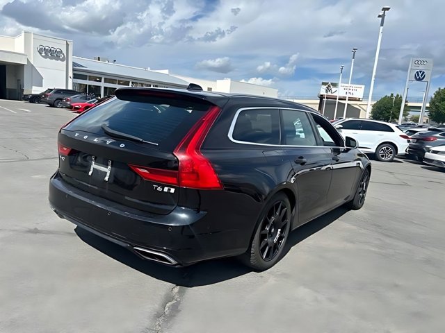 Used 2018 Volvo V90 T6 R-Design AWD/4WD image 3