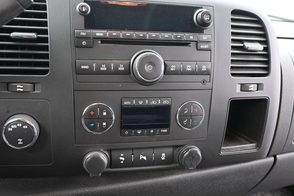 Used 2012 Chevrolet Silverado 1500 LT AWD/4WD image 10