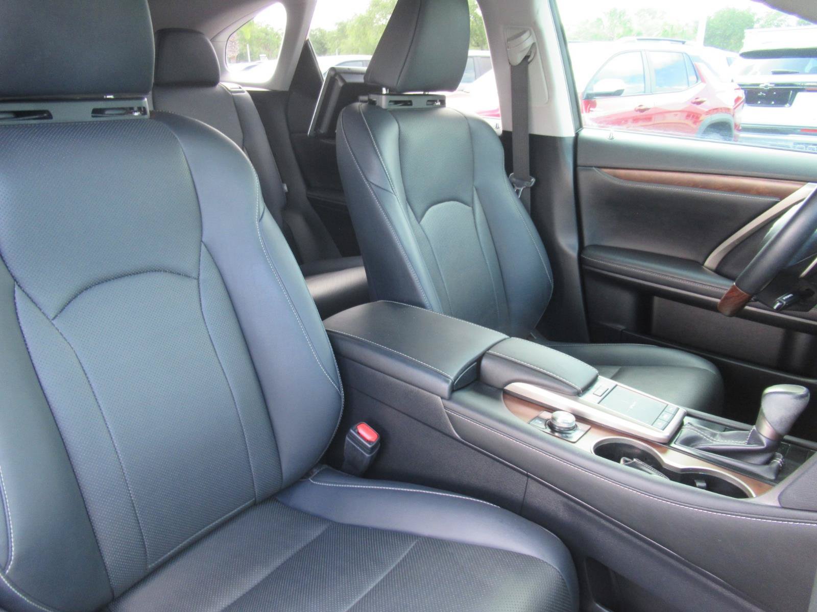 Used 2020 Lexus RX 350L FWD w/ Premium Package image 10