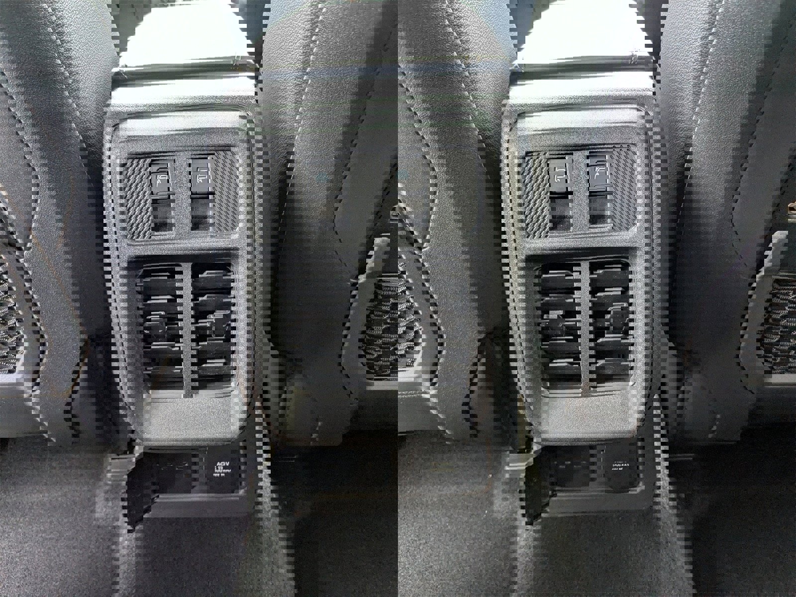 New 2025 Ford Bronco Badlands image 52