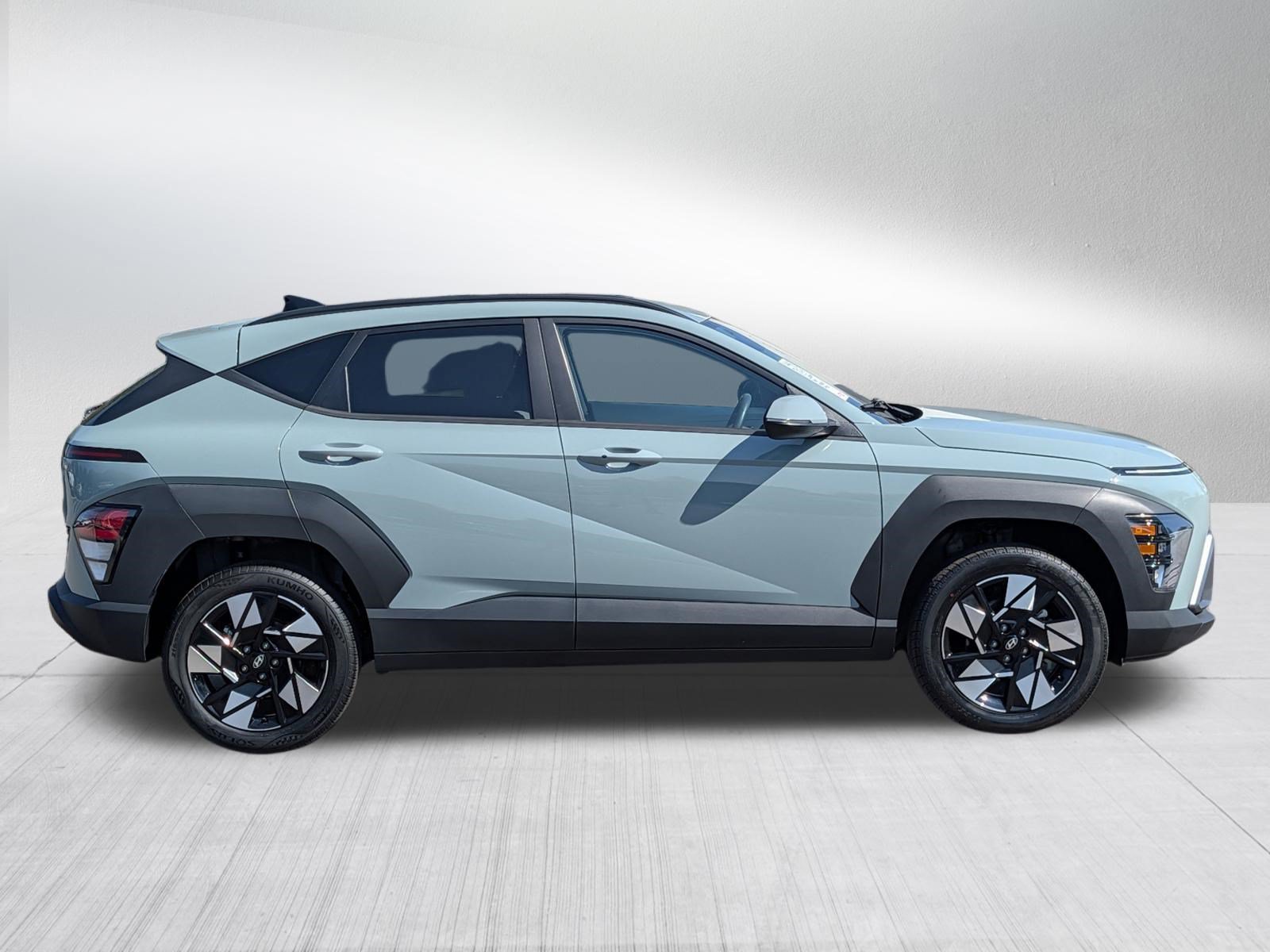 Used 2025 Hyundai Kona SEL AWD/4WD image 8