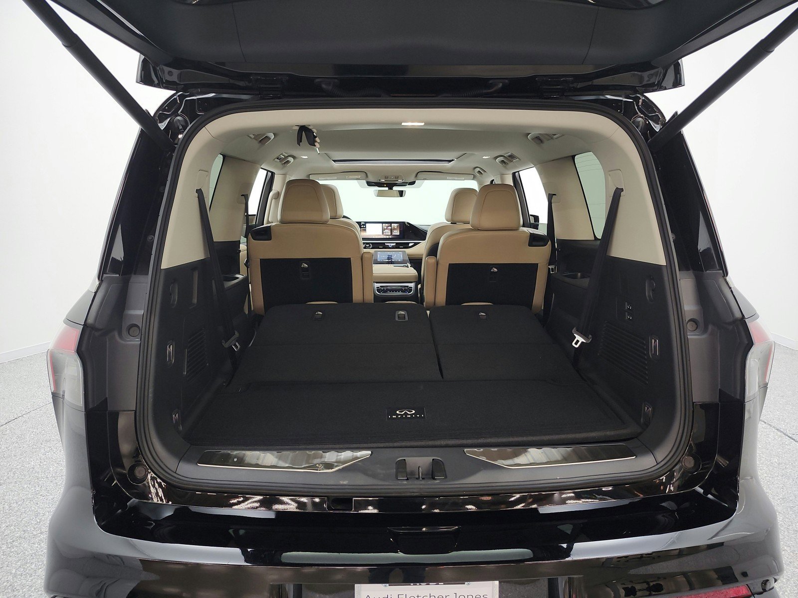 Used 2026 INFINITI QX80 Pure w/ Cargo Package image 21