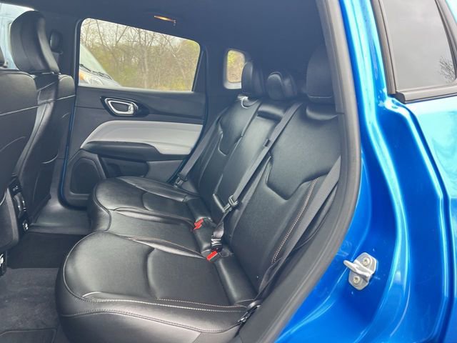 Used 2024 Jeep Compass Limited image 17