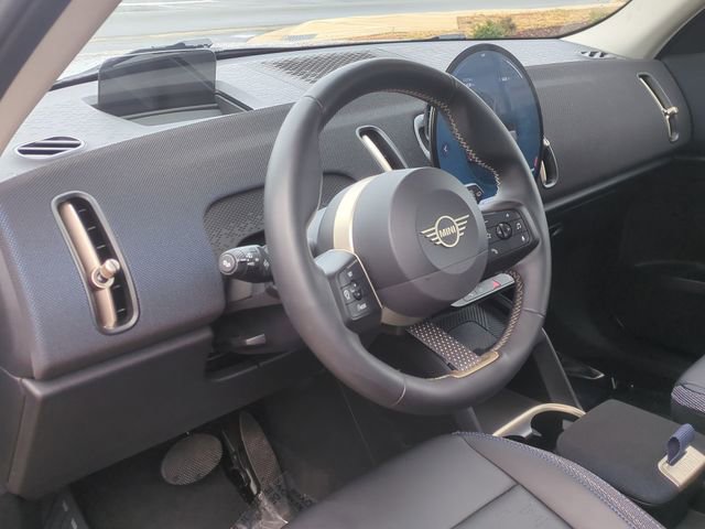 Used 2025 MINI Cooper Countryman S image 29