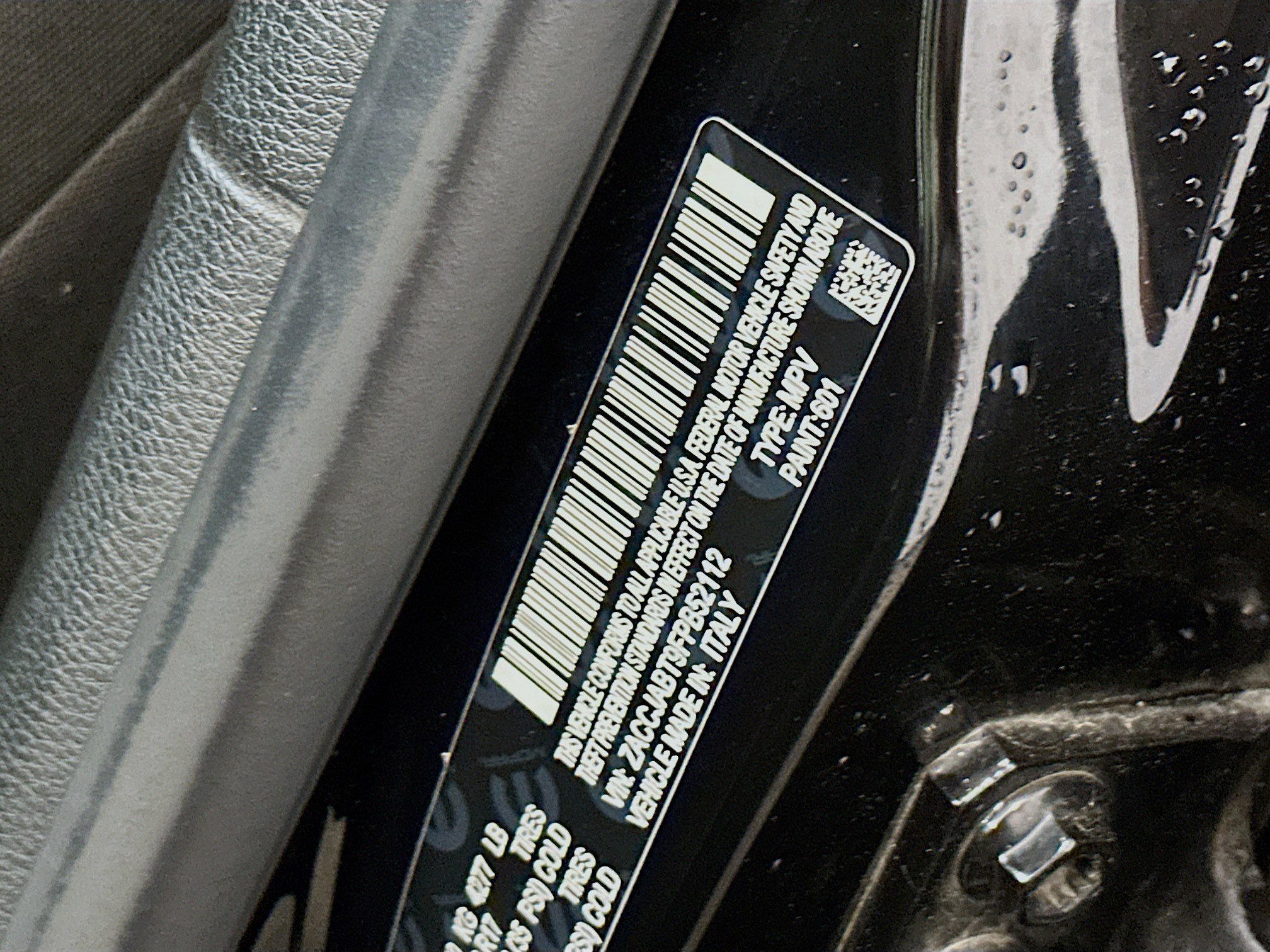 Used 2015 Jeep Renegade Latitude FWD image 12