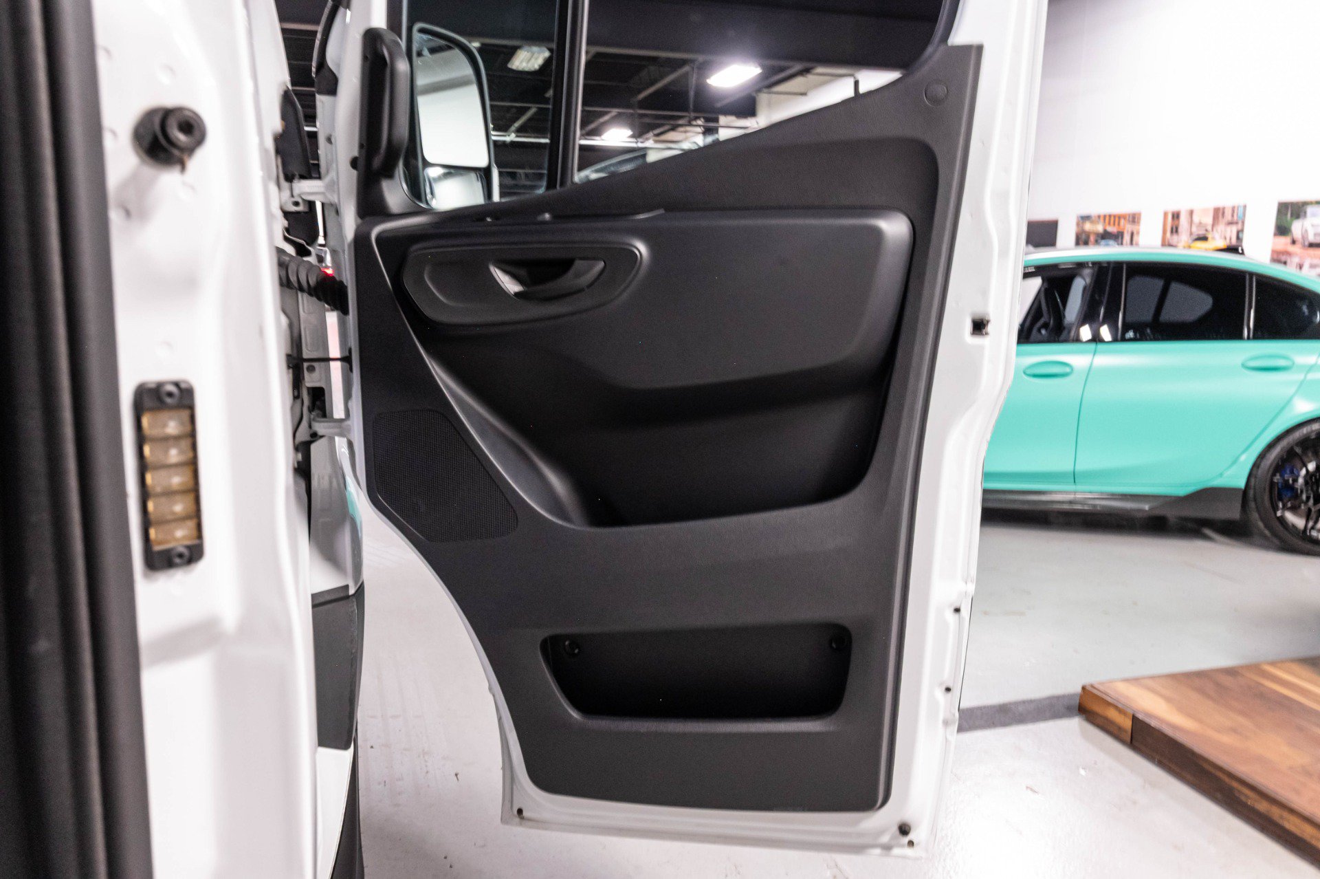 Used 2021 Mercedes-Benz Sprinter 2500 w/ Driver Convenience Package image 22