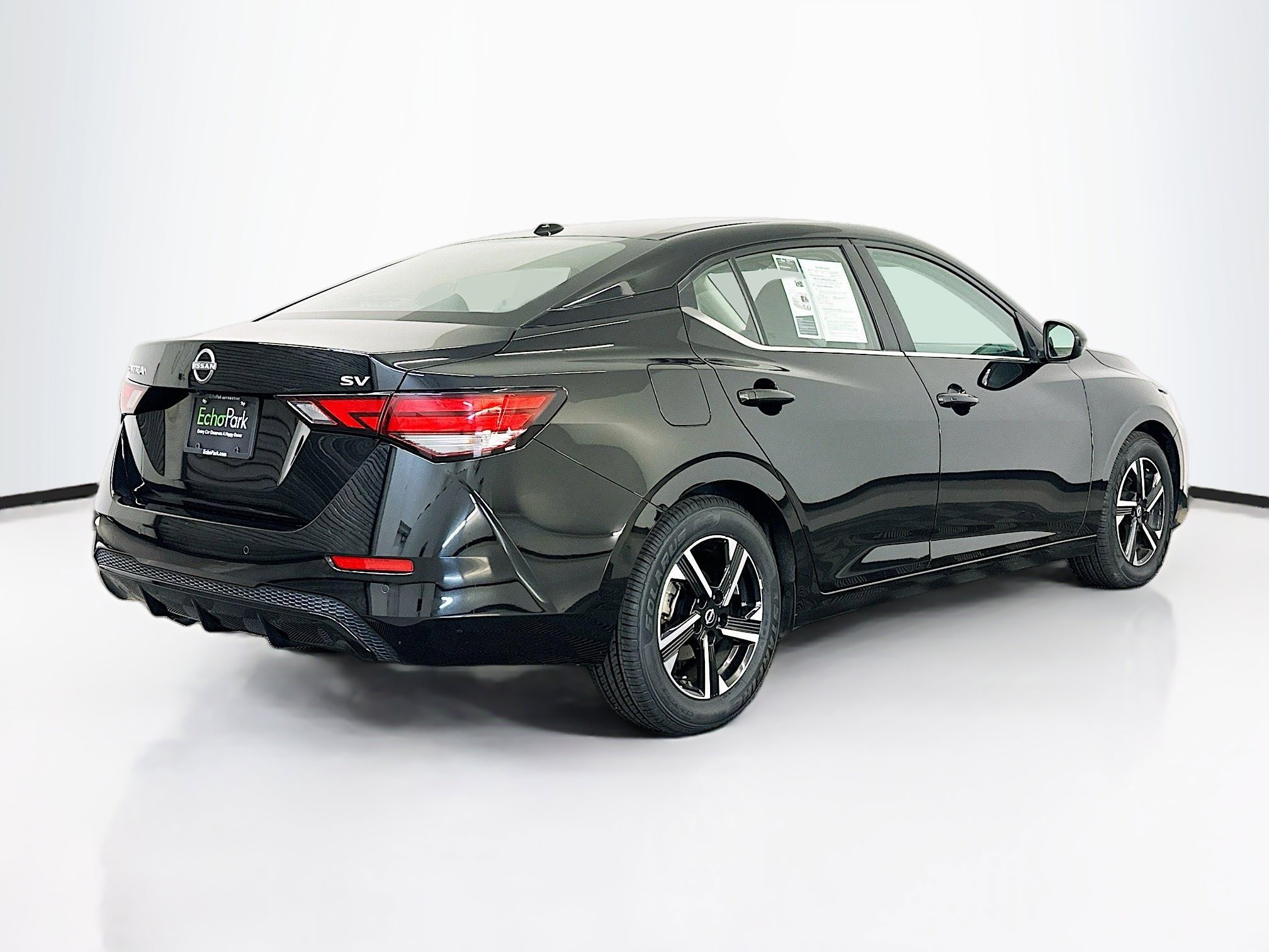 Used 2024 Nissan Sentra SV FWD image 9
