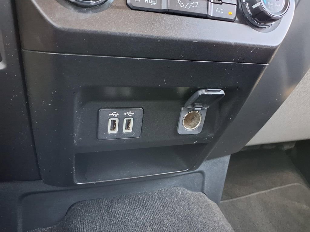 Used 2019 Ford F150 XLT w/ Equipment Group 302A Luxury RWD image 32