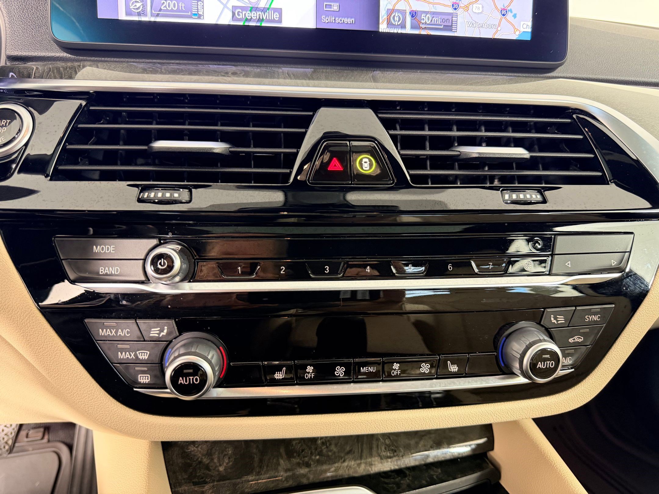 Certified 2023 BMW 530e w/ Premium Package image 24