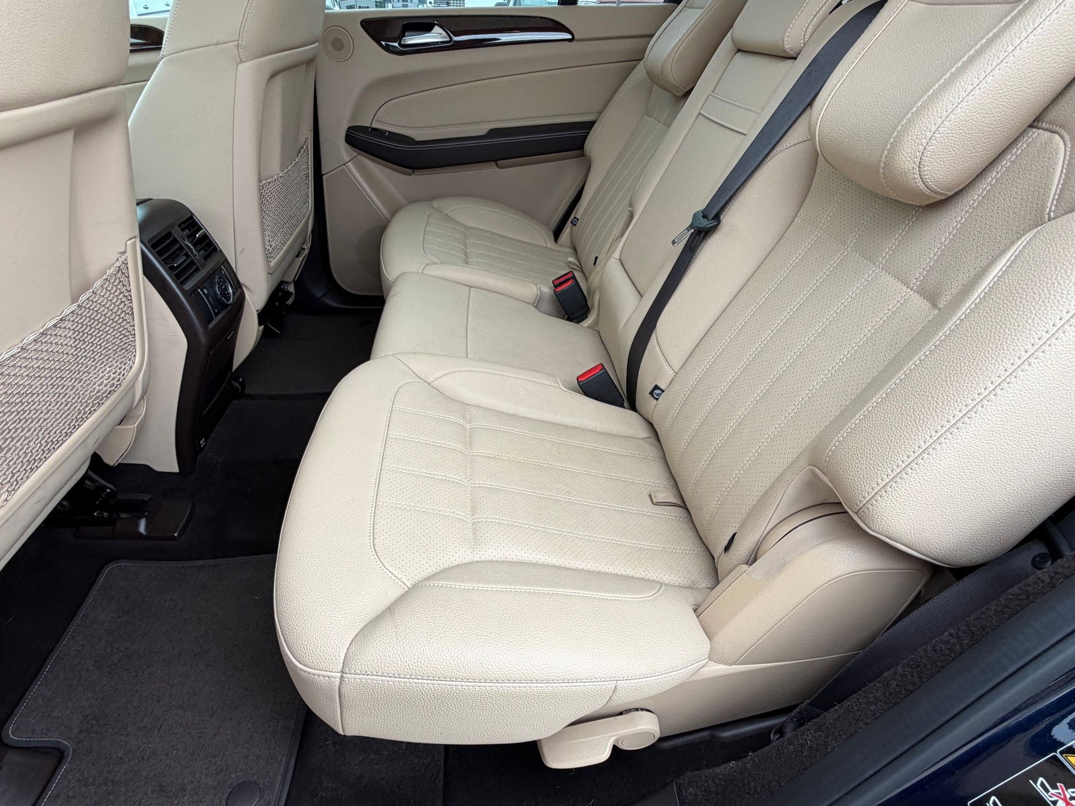 Used 2019 Mercedes-Benz GLS 450 4MATIC image 10