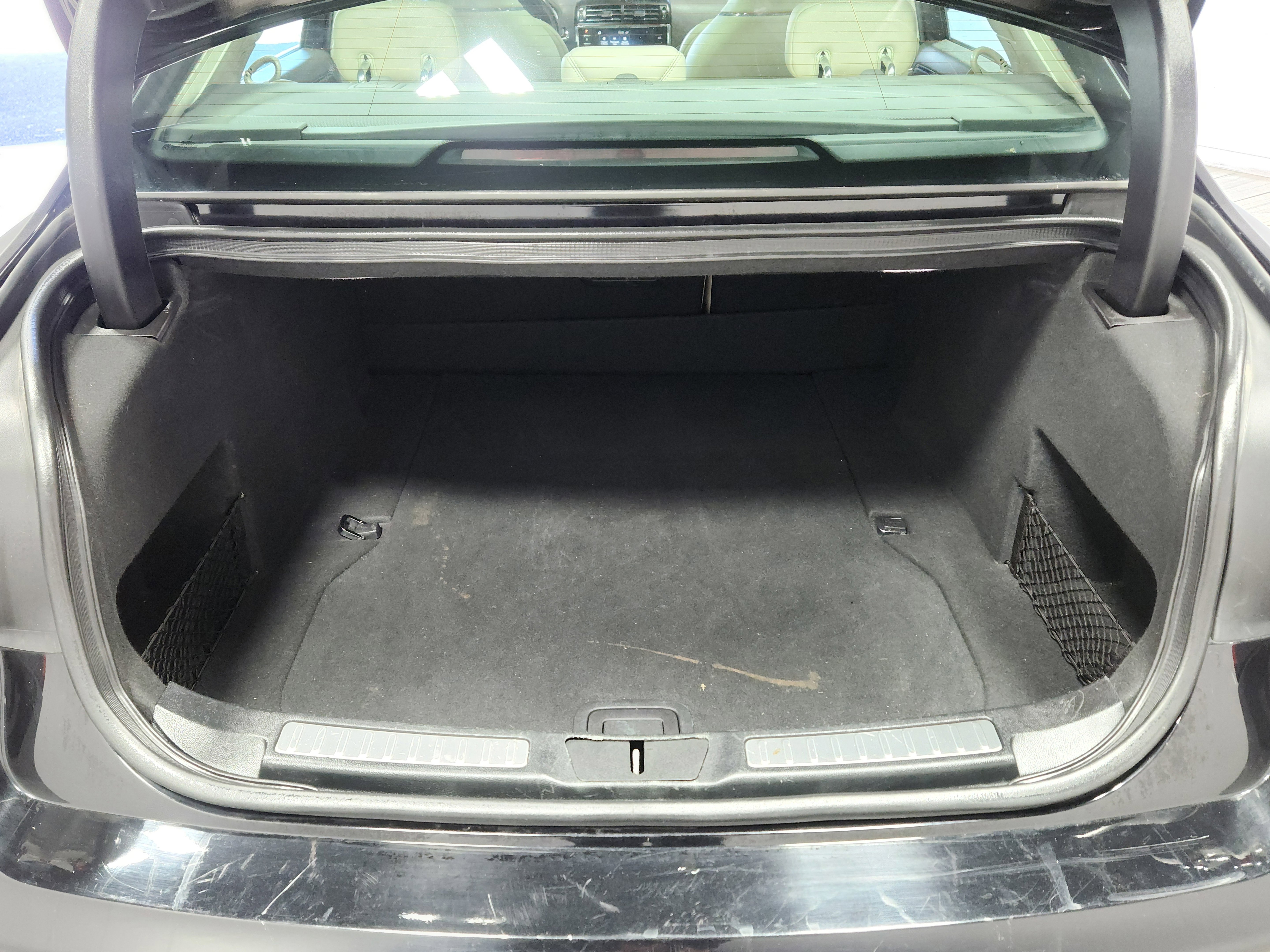 Used 2019 Lincoln Continental Reserve image 14