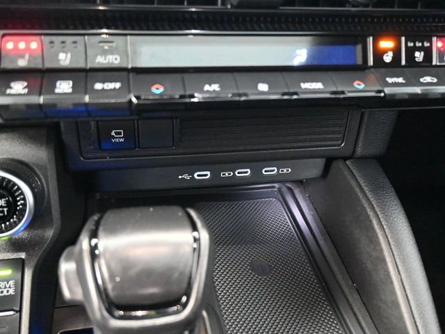 Used 2024 Toyota Land Cruiser image 11