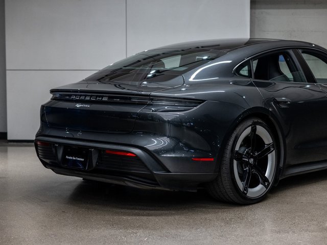 Used 2025 Porsche Cayenne S image 23