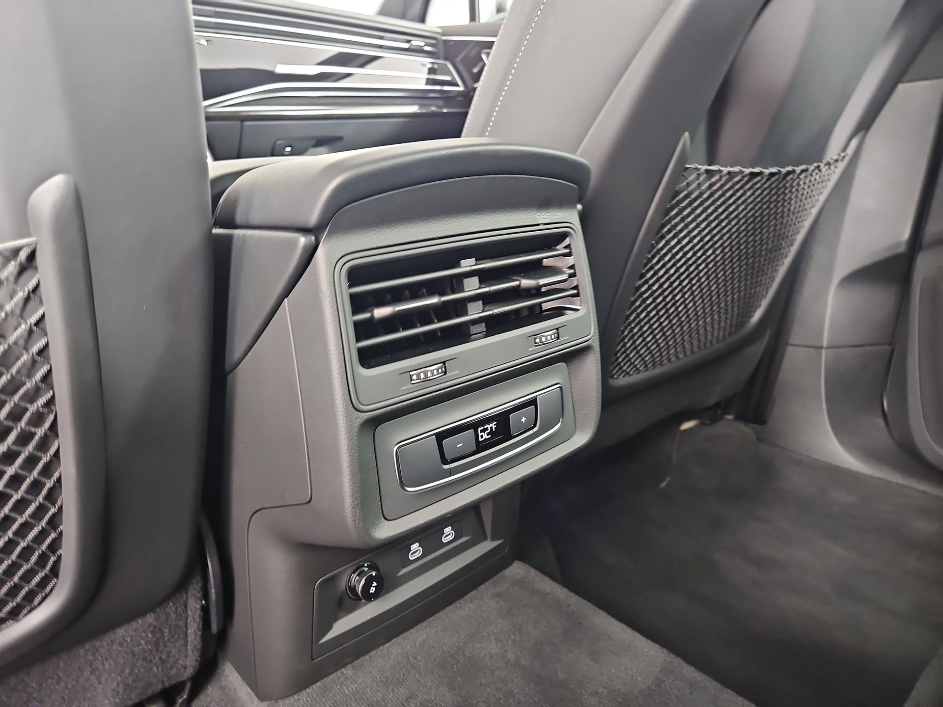 Certified 2025 Audi Q7 3.0T Premium image 42