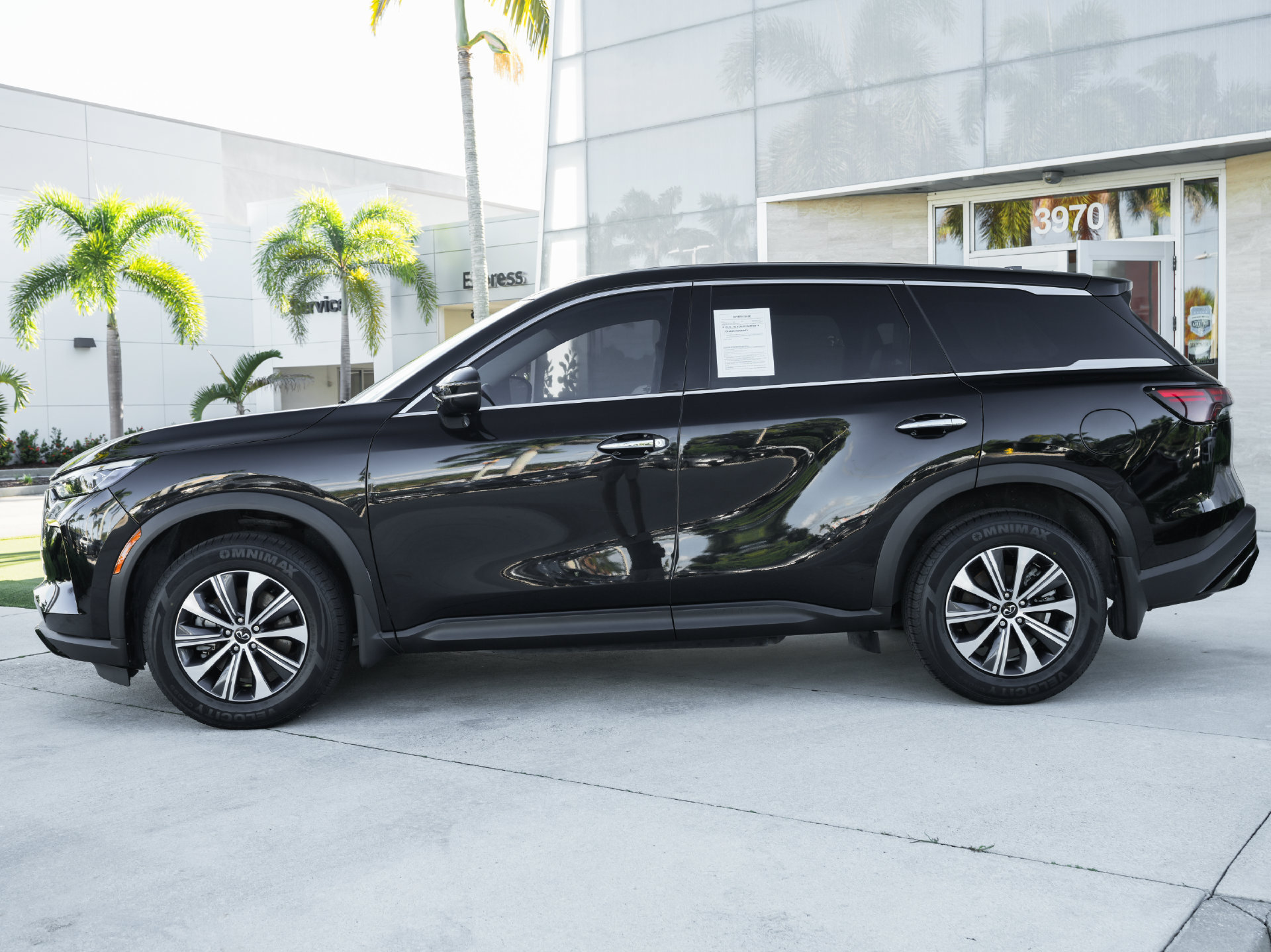 Used 2023 INFINITI QX60 Pure FWD image 33