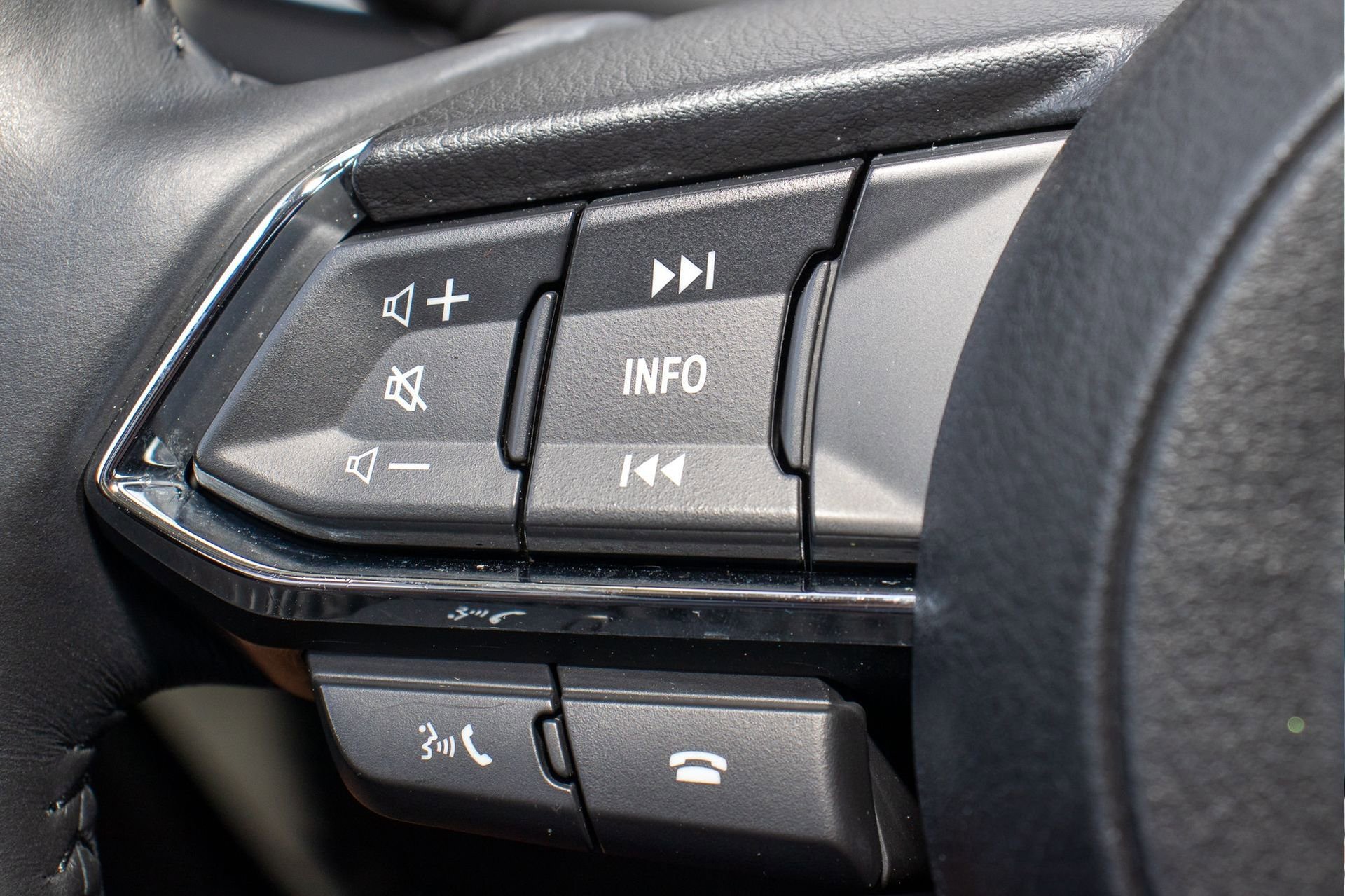 Used 2023 MAZDA CX-5 AWD 2.5 S w/ Premium Package image 26