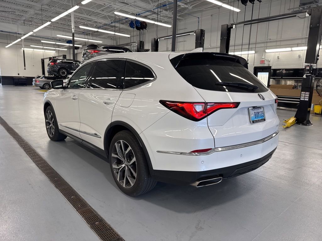 Used 2022 Acura MDX SH-AWD w/ Technology Package image 7