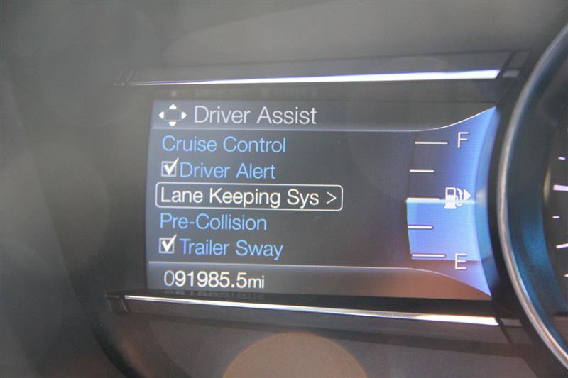 Used 2019 Ford Explorer XLT w/ Equipment Group 202A AWD/4WD image 28