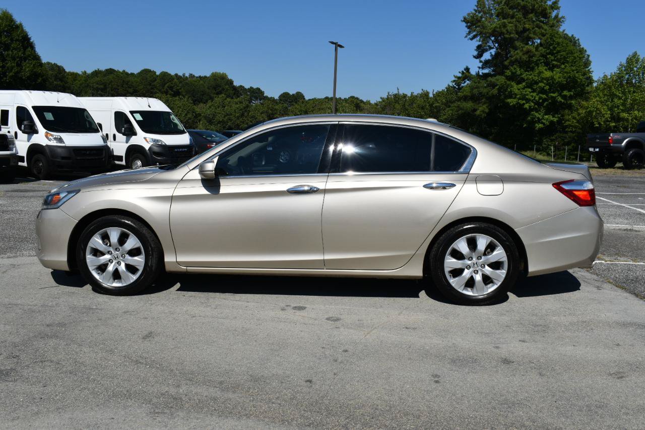 Used 2015 Honda Accord EX-L image 9