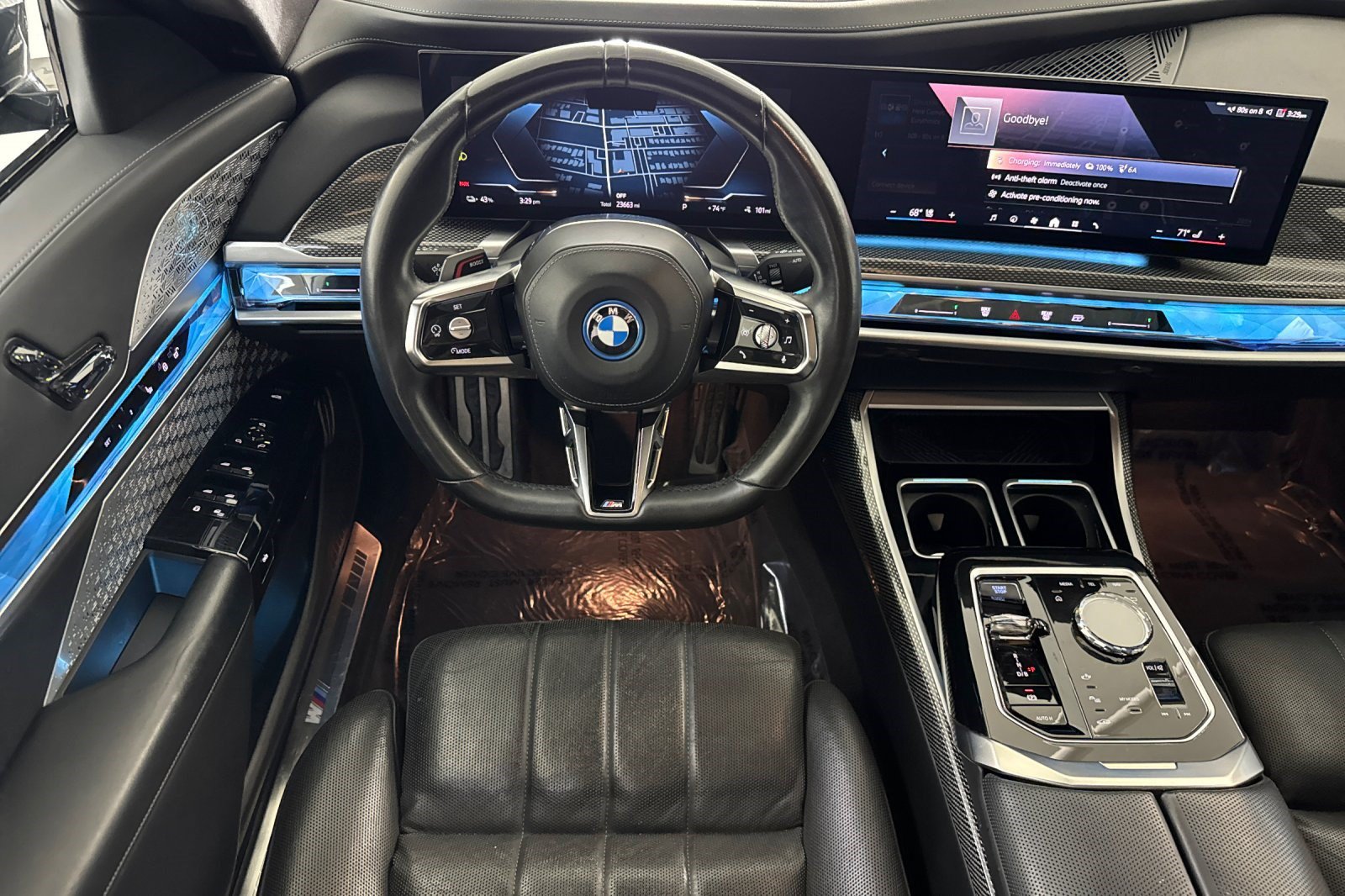 Used 2023 BMW i7 xDrive60 AWD/4WD image 30