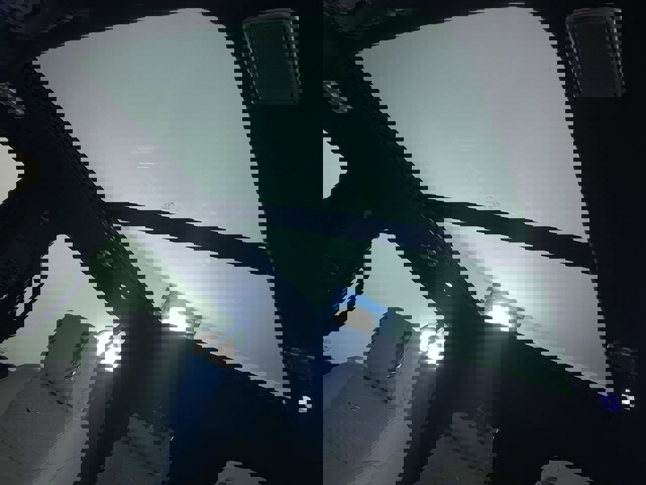 Used 2025 Cadillac Escalade V w/ LPO, ONYX Package image 11