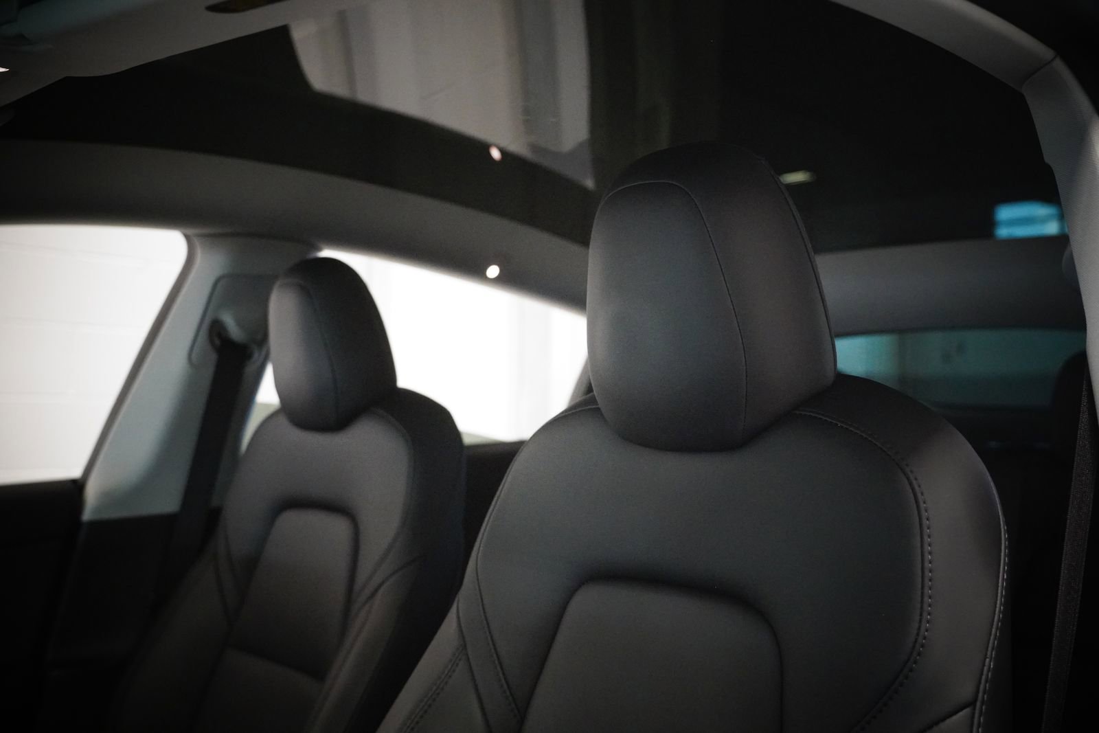 Used 2023 Tesla Model Y Performance AWD/4WD image 12