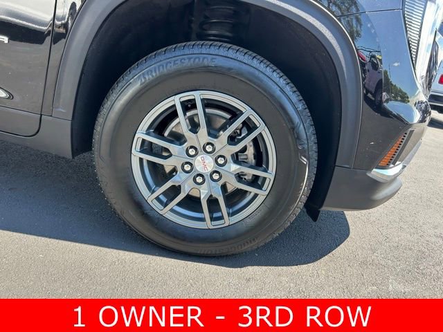 Used 2025 GMC Acadia Elevation image 8