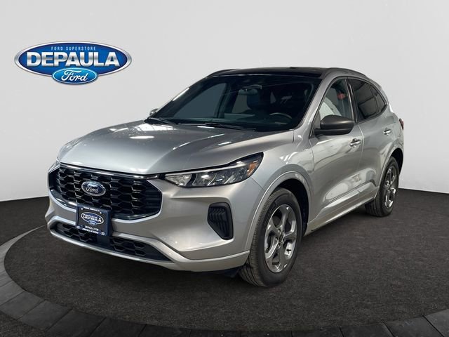 Used 2023 Ford Escape ST-Line w/ Tech Pack #1 AWD/4WD image 1