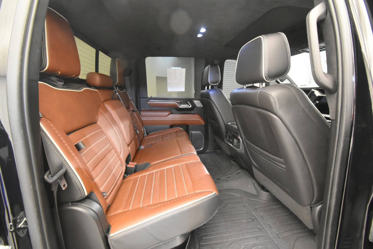 Used 2024 GMC Sierra 2500 Denali Ultimate w/ Max Trailering Package AWD/4WD image 18
