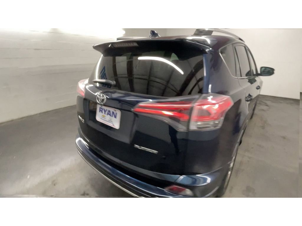 Used 2018 Toyota RAV4 Platinum image 8