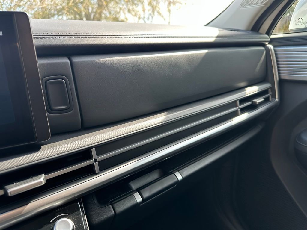 Used 2026 Hyundai Santa Fe SEL image 24