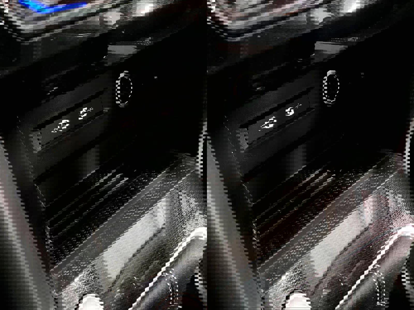 New 2026 Volkswagen Taos SEL image 22