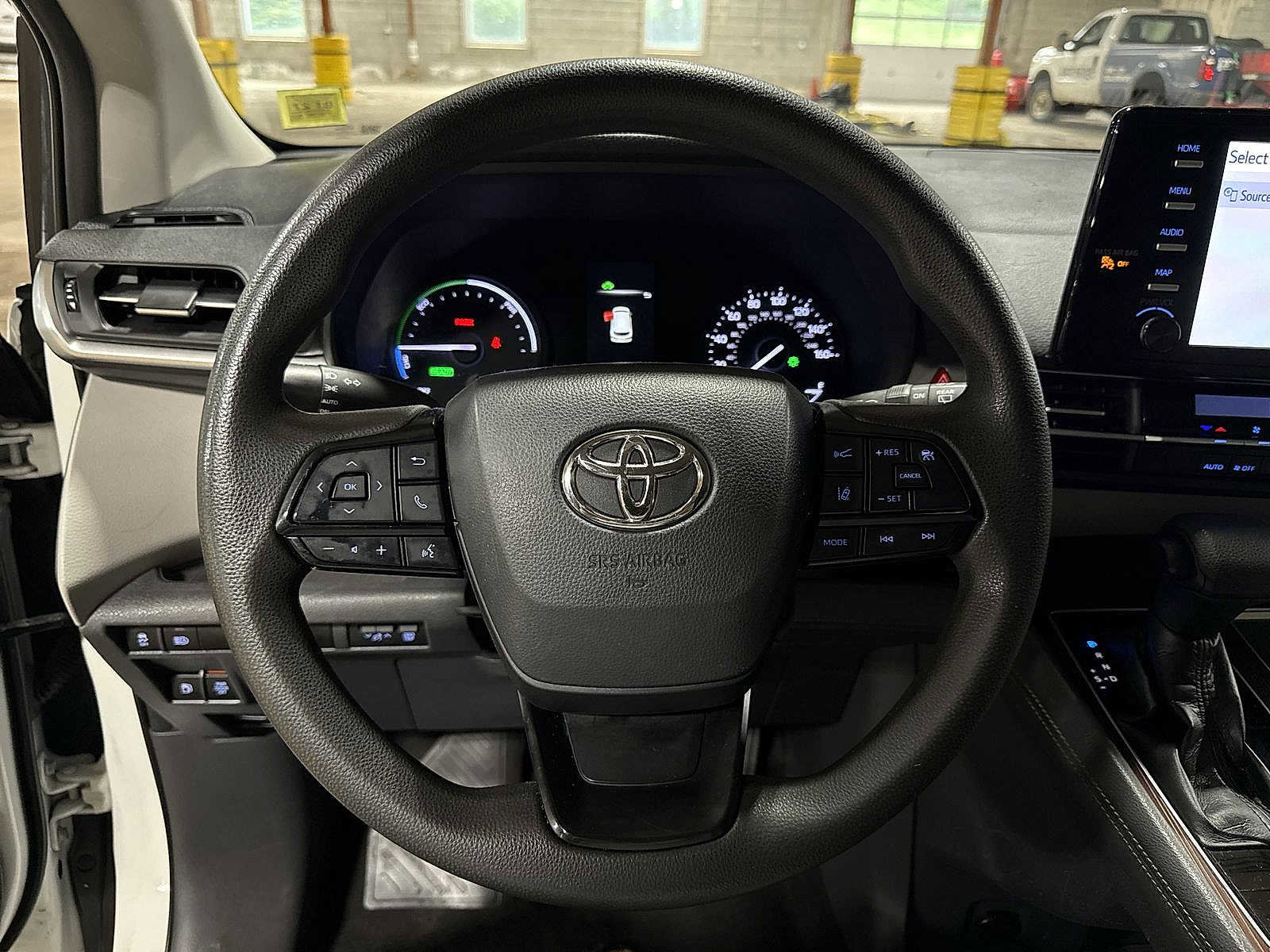 Certified 2022 Toyota Sienna LE FWD image 19