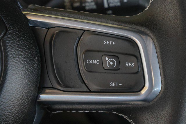 Used 2023 Jeep Wrangler Sahara AWD/4WD image 25