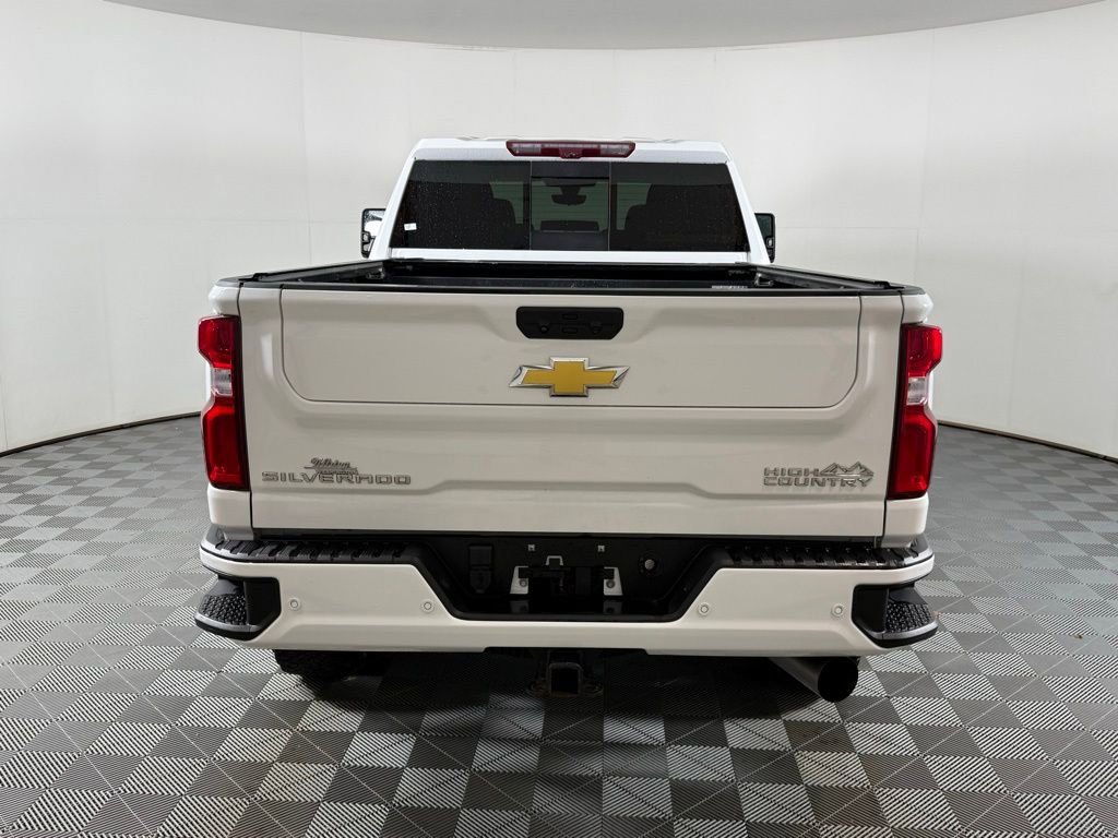 Used 2023 Chevrolet Silverado 2500 High Country w/ LPO, Hitch Package image 9