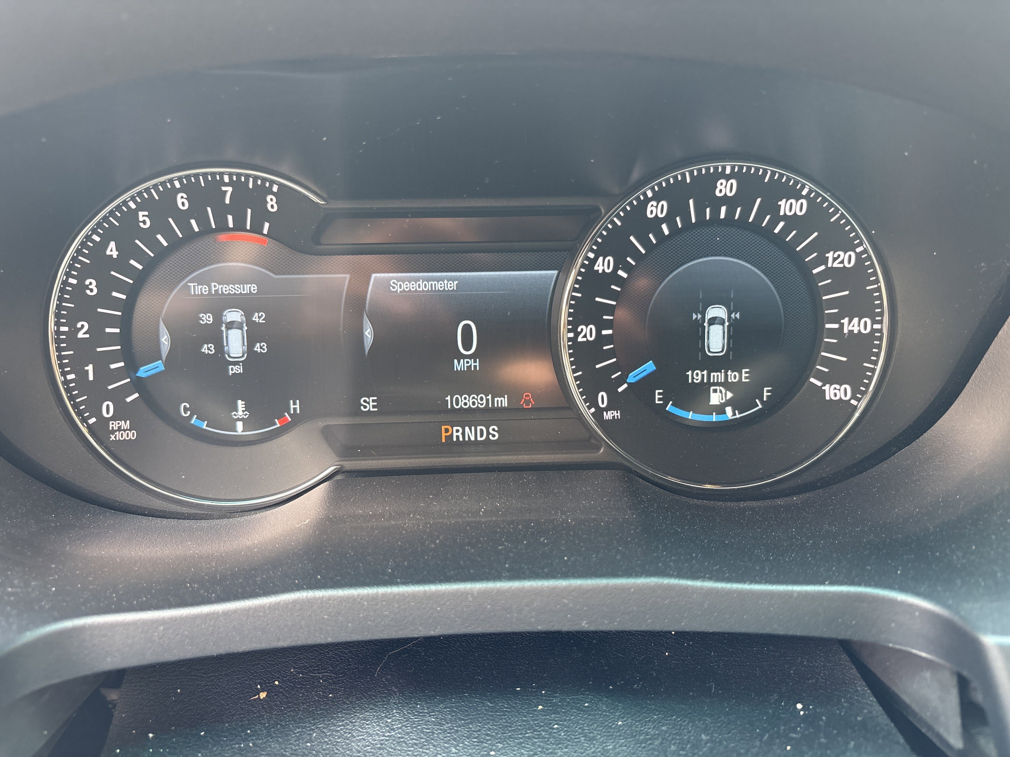 Used 2017 Ford Explorer Platinum image 21