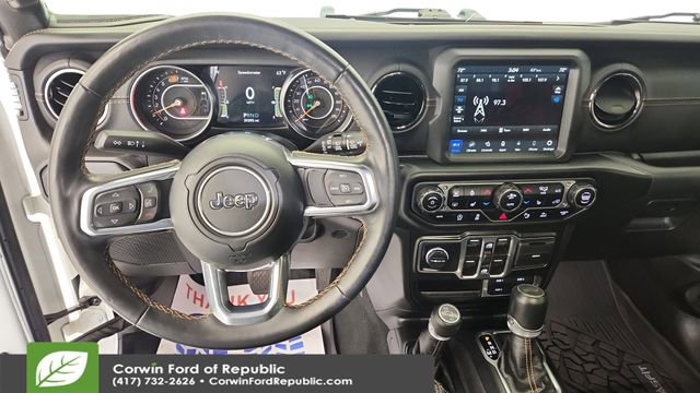 Used 2022 Jeep Wrangler Unlimited Sahara image 16